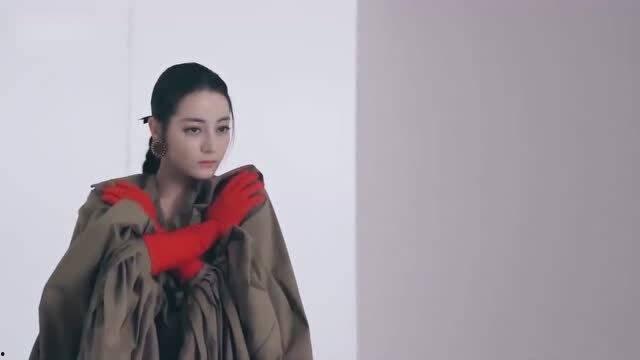 迪丽热巴爆料李易峰视频,视频曝光惊人内幕!