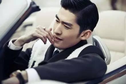 辉叔爆料张翰视频大全,张翰视频大全背后的故事与真相  第3张 辉叔爆料张翰视频大全,张翰视频大全背后的故事与真相  第3张