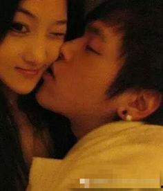 张馨予婚姻爆料视频大全,揭秘明星婚姻背后的真相  第2张 张馨予婚姻爆料视频大全,揭秘明星婚姻背后的真相  第2张