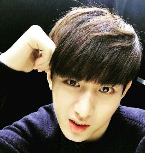 成毅爆料女友是谁啊视频,女友身份曝光,甜蜜互动引网友热议  第2张 成毅爆料女友是谁啊视频,女友身份曝光,甜蜜互动引网友热议  第2张